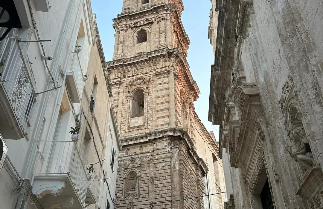 Palazzo Acquaviva-1